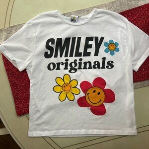 ZARA Smiley Originals Women’s Tshirt